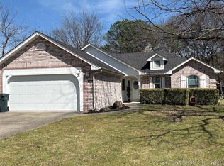 2804 S 26th St, Muskogee, OK 74401