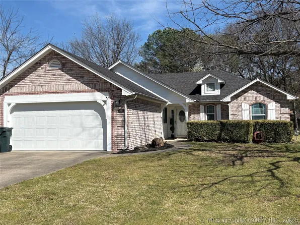 2804 S 26th St, Muskogee, OK 74401