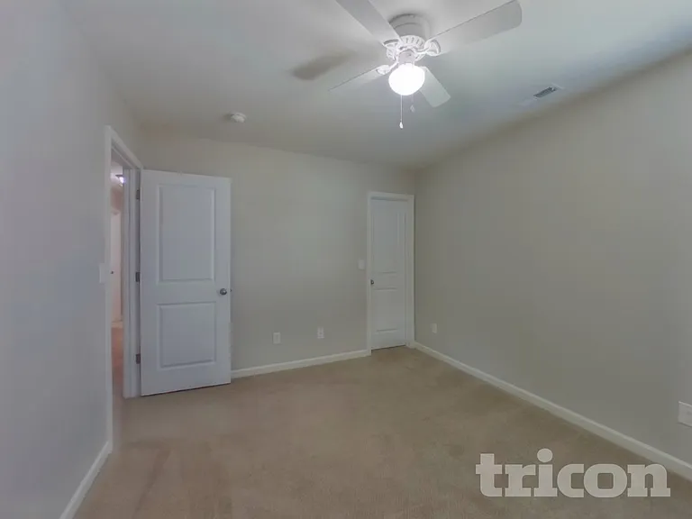 152 King William Dr — Photo 13