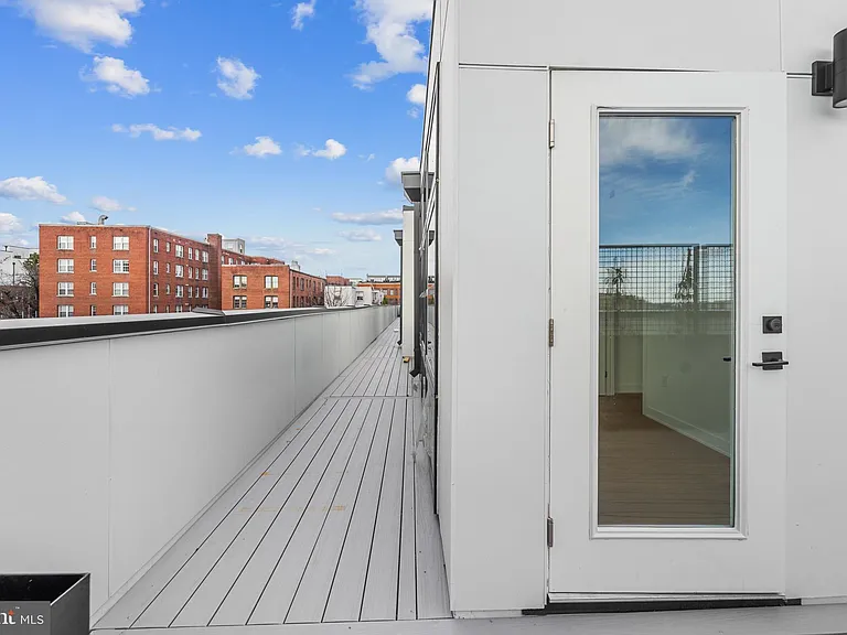 1417 Belmont St NW #P503 — Photo 7