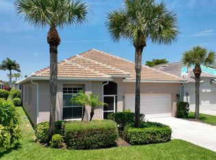 2162 Oxford Ridge Cir, Lehigh Acres, FL 33973