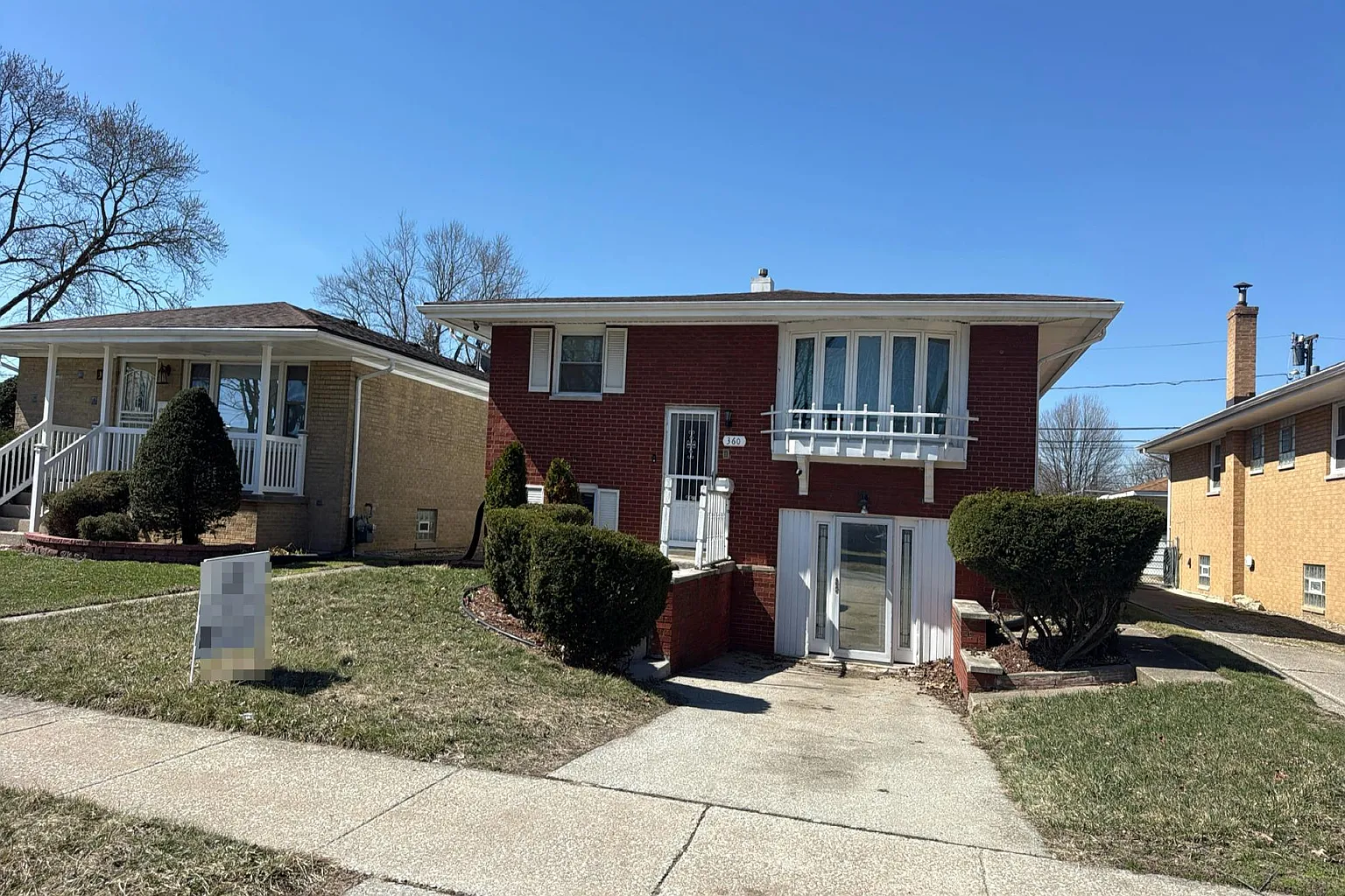 360 Chappel Ave photo 1