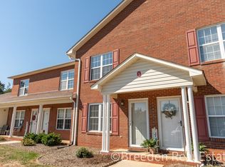 102 Brandywine Dr NE APT O4, Conover, NC 28613