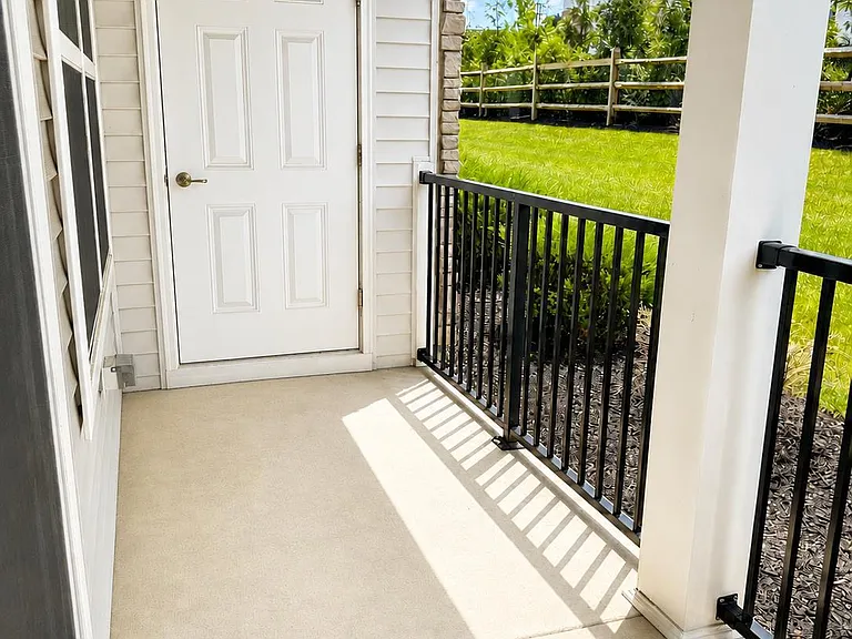 816 Stiller Ln #816 — Photo 30