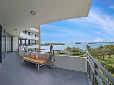 720 NE 69th St APT 5W, Miami, FL, 33138