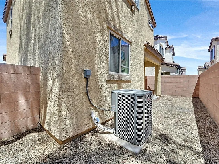 10187 Palazzo Marcelli Ct — Photo 23
