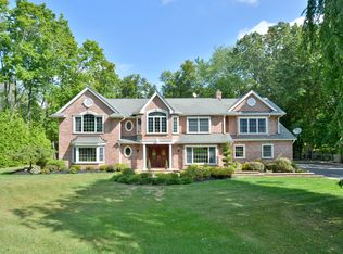 53 Stevenson Ln, Upper Saddle River, NJ 07458