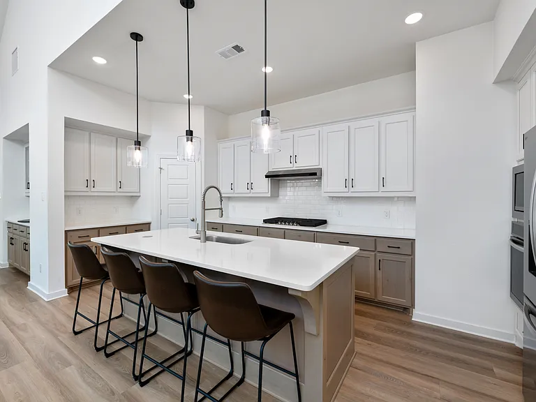 635 Brockwell Bnd — Photo 5