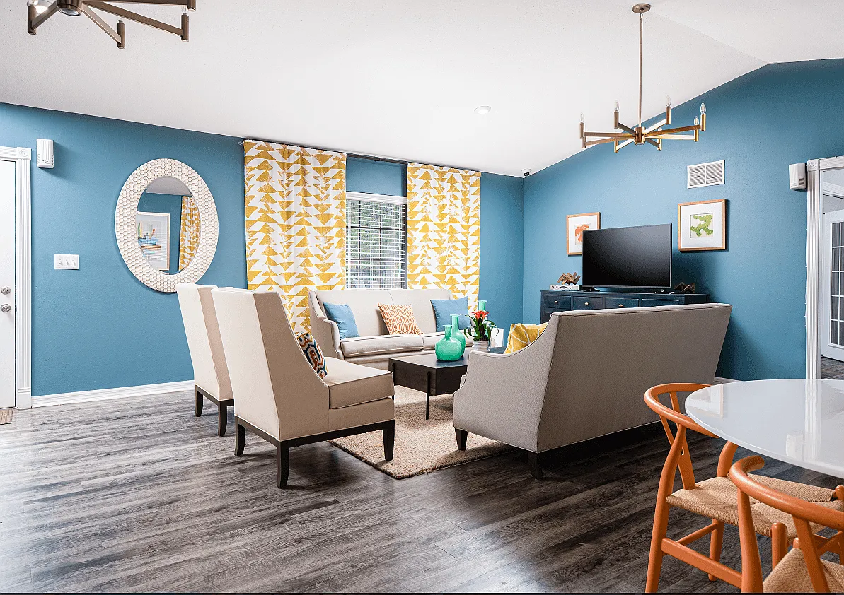 Sunscape Apartment Homes — Photo 1