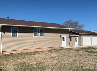 2114 Avenue I, Wilson, KS 67490