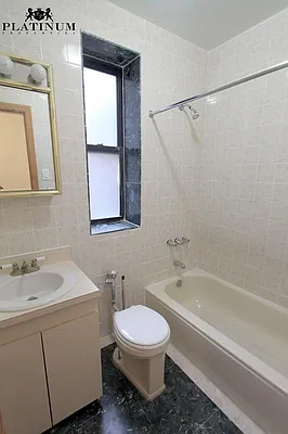Rented by Platinum Properties | media 14