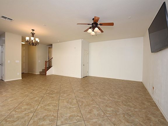 5th image of 2346 N Heritage St