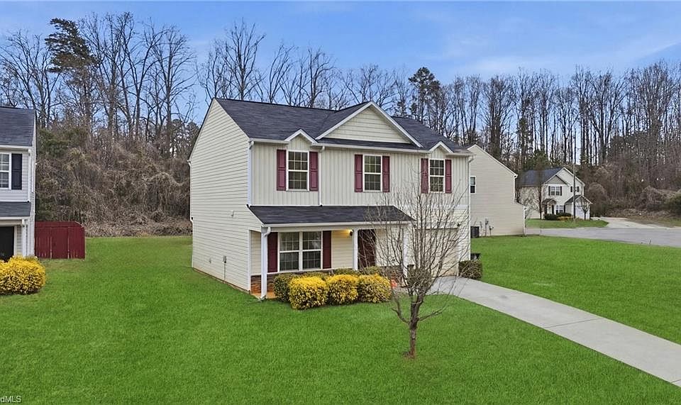 1st image of 2773 Stonefield Crossing Dr