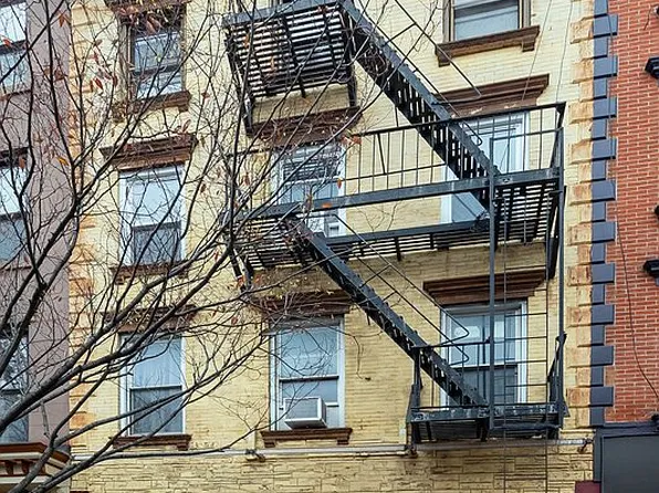 379 Atlantic Ave, Brooklyn, NY 11217