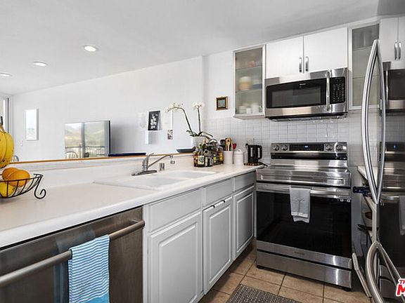 5th image of 23901 Civic Center Way APT 372