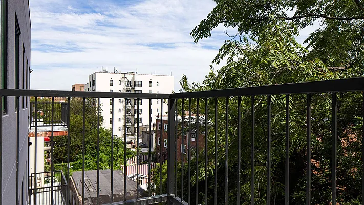 Rented by Nooklyn NYC LLC | media 38