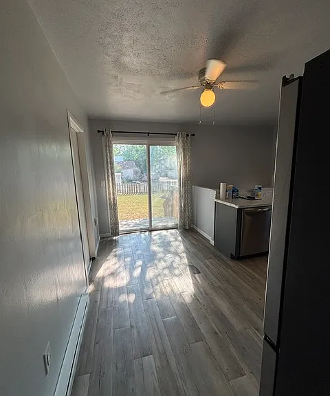 815 College St N — Photo 13