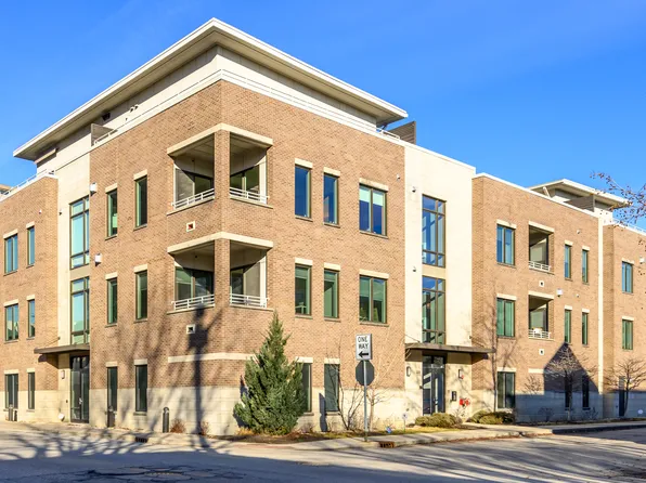 504 N Park Ave APT 4, Indianapolis, IN 46202