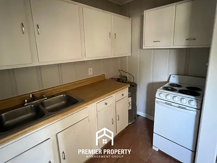 1412 Highland Ave SE #D — Photo 7
