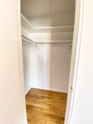 Rented by Queens Apartments Realty LLC | media 27