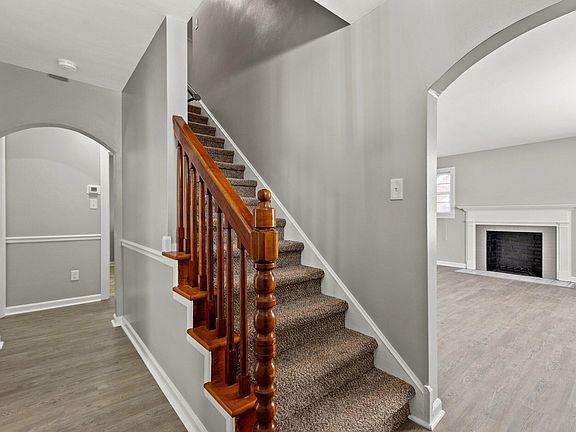2nd image of 312 Norwood Dr