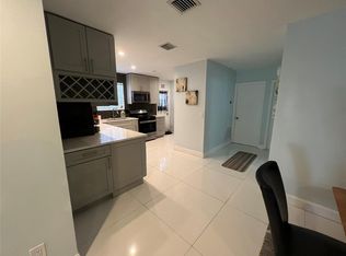 1658 Madison St, Hollywood, FL 33020