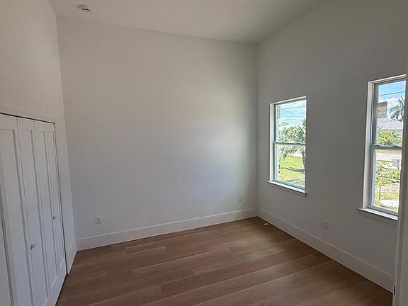 5th image of 9390 IMPALA CIRCLE