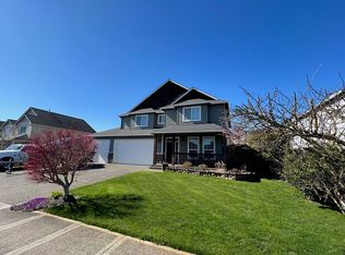 207 Raspberry Ln, Woodland, WA 98674