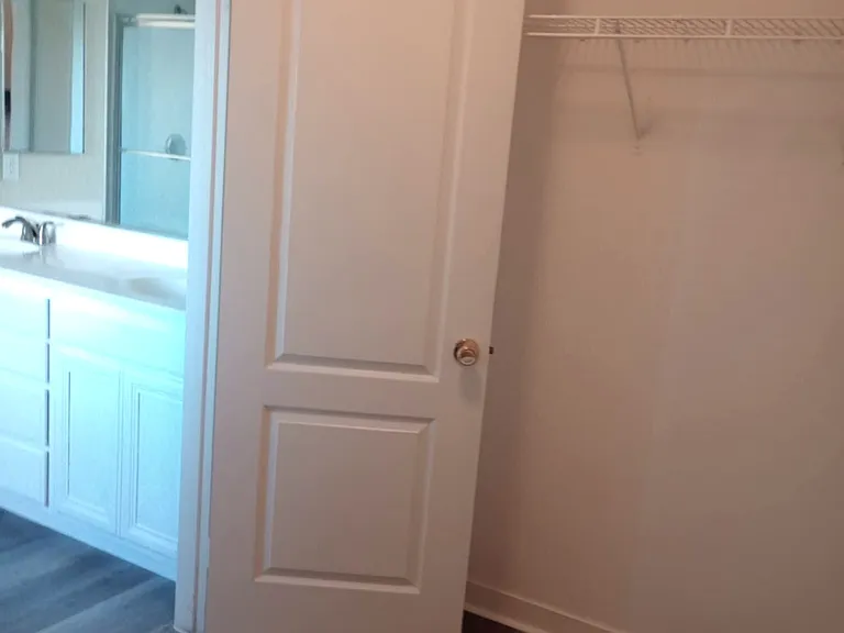 6263 Long Cove Dr — Photo 14