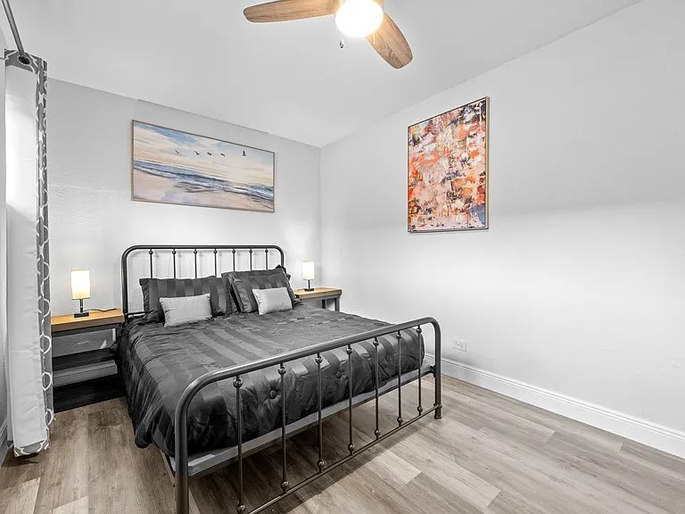 1208 NE 5th Ave #3 — Photo 14
