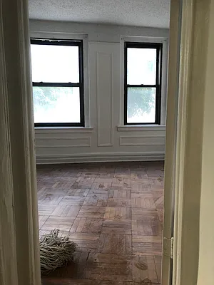 Rented by Urban Real Estate Property Group Inc | media 15