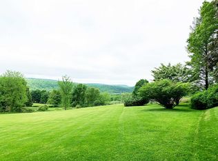 129 N Quaker Hill Rd, Pawling, NY 12564