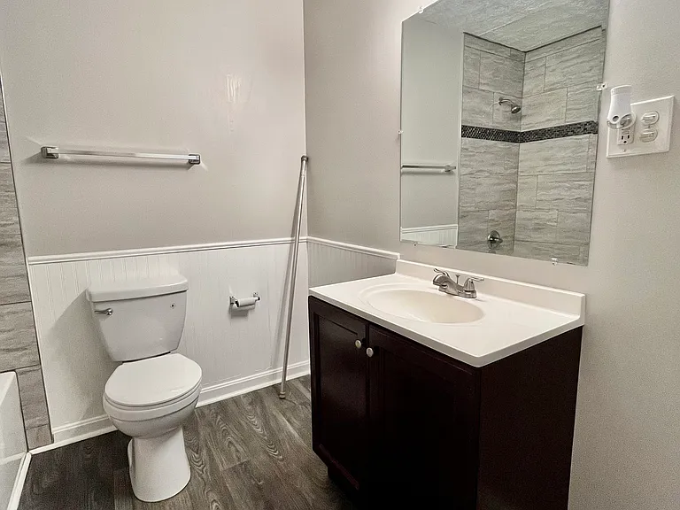 9900 Merioneth Dr #4 — Photo 10