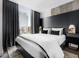 55 Lagrange St #902, Boston, MA 02116