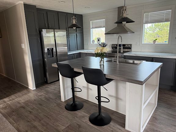 5th image of 1090 W Adkins Arthur Rd