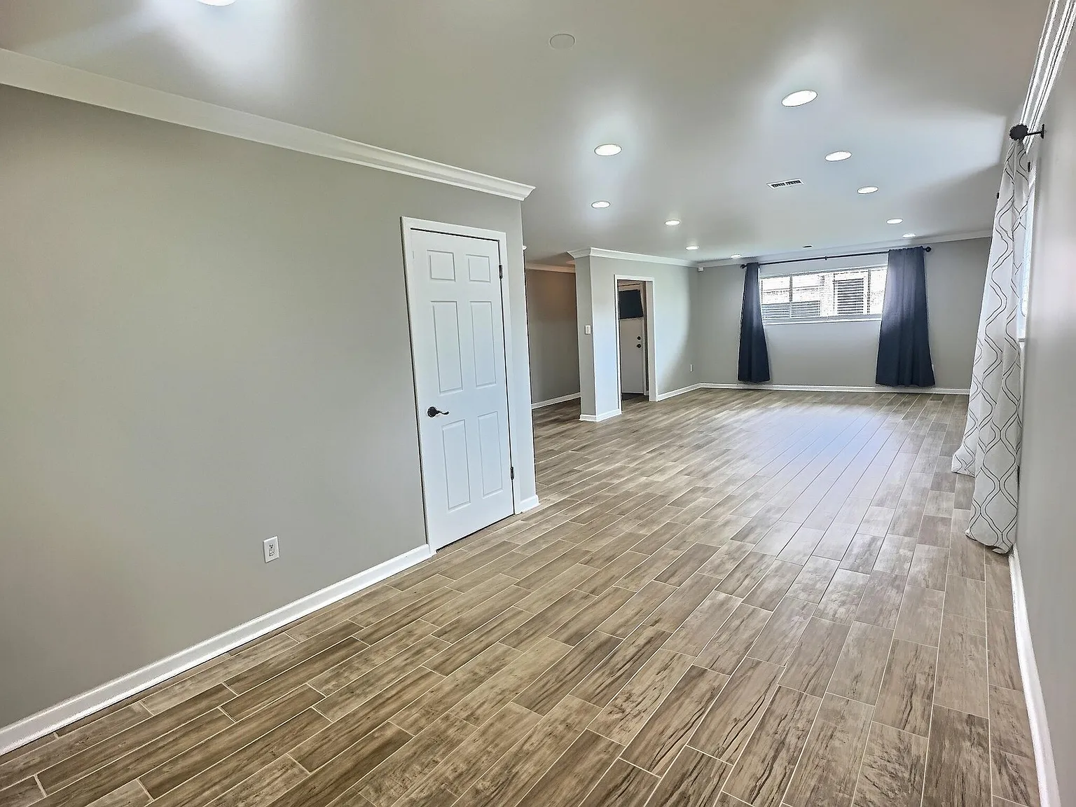 4 bed, 1778 sqft, $2,200 — Photo 4