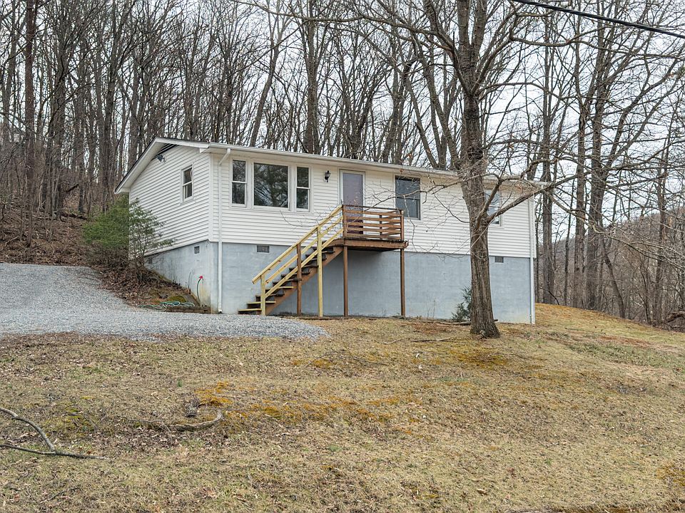 1st image of 423 Camelia Dr