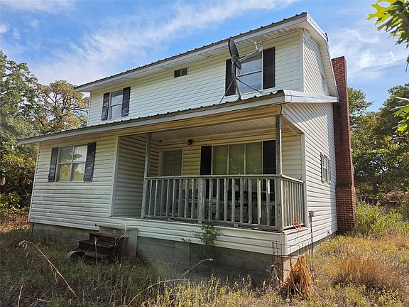 5th image of 151 Michael Ln