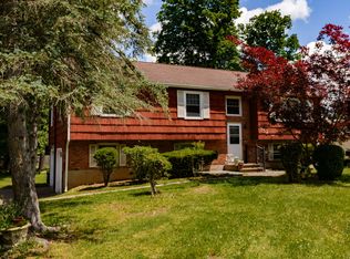 752 Cornwall Ave, Cheshire, CT 06410