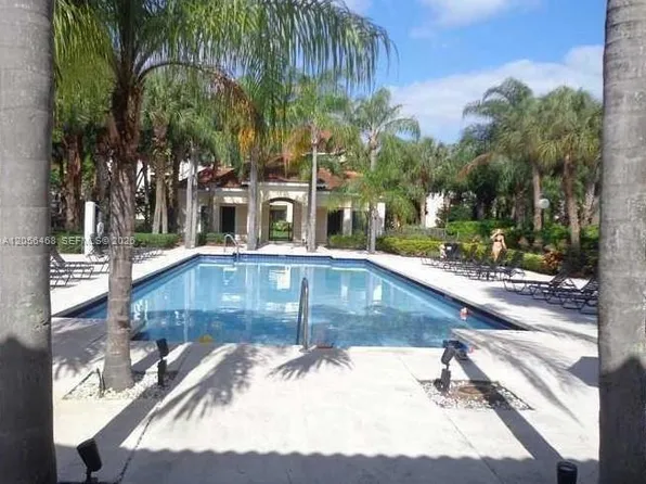 570 S Park Rd #356, Hollywood, FL 33021
