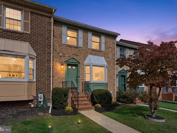 54 Cherrywood Ct, Cockeysville, MD 21030