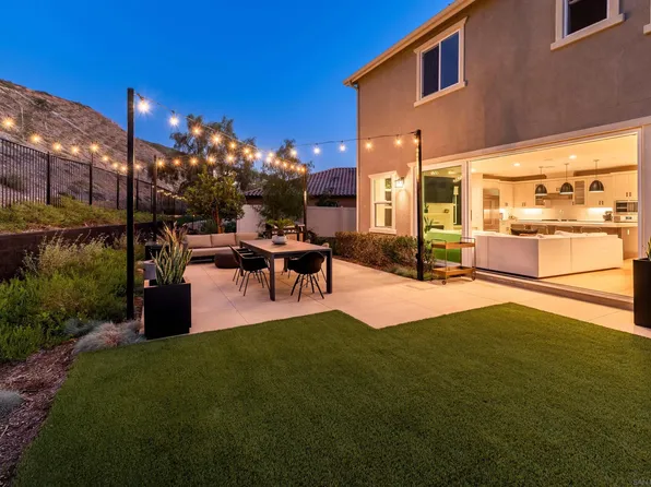 998 Woodhaven Rd, San Marcos, CA 92069