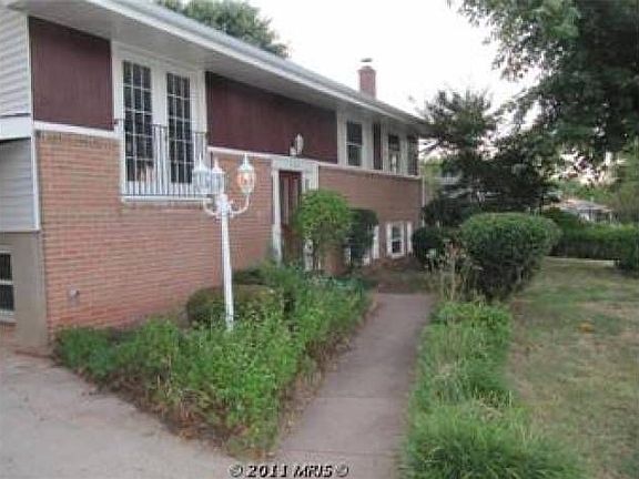 2nd image of 1201 N Sterling Blvd