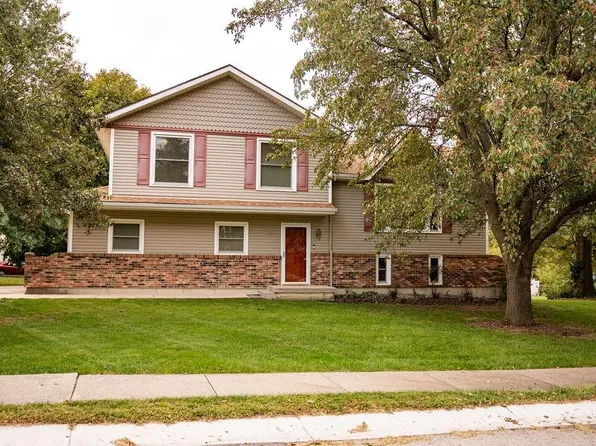 2105 Ann Ter, Harrisonville, MO 64701