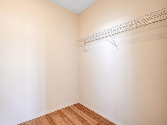 2nd image of 3764 Toscanella Ave