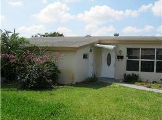 6520 Park St, Hollywood, FL 33024