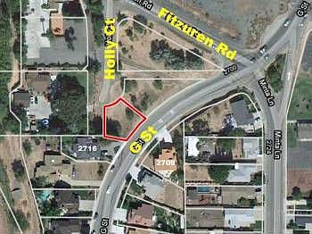 2nd image of 2719 Holly Ct