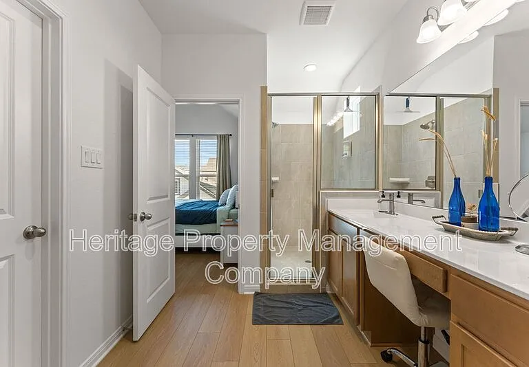 2119 Hofstaat — Photo 34