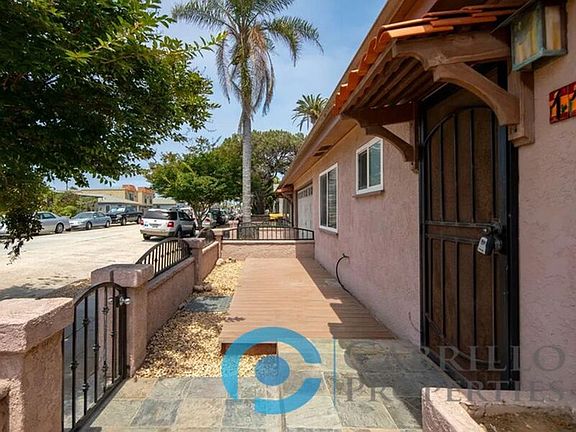 2nd image of 2104 Bacon St #11