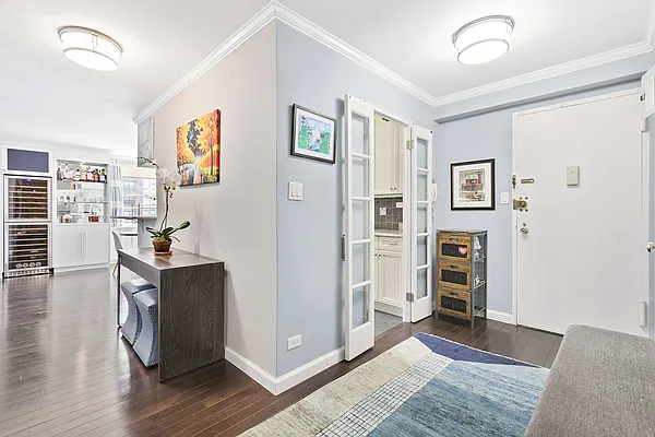 Sold by Compass | media 26